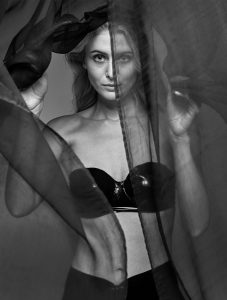 Nicoline Hansen Latex bra anne-sofie Damsbo Jensen Mark Trustrup