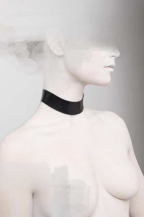 choker nude model black latex shiny
